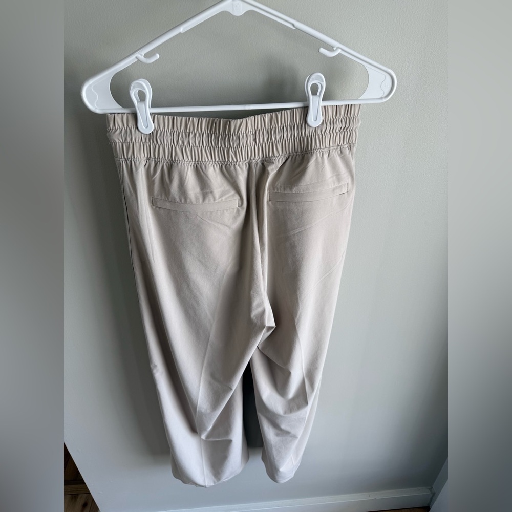 Athleta Avenue Wide Leg Crop Pant - Cream - Size 4 - Picture 10 of 12